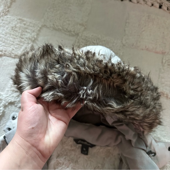 Eddie Bauer Women's Alpendown Parka - Picture 8 of 9